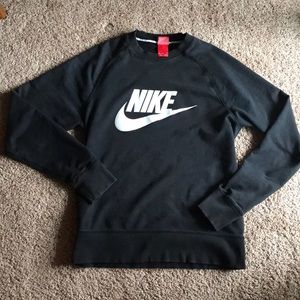 Nike Crew Neck